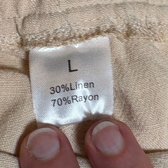 NWT Women's Tan Shorts Size L - 5” Inseam - Picture 7 of 10